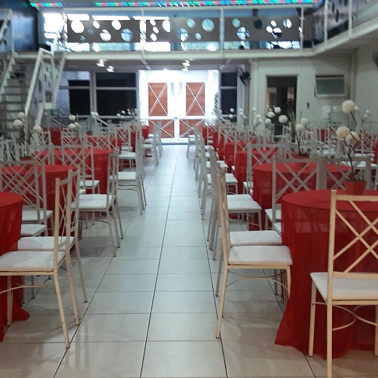 Rubis Maison Casa de Festas